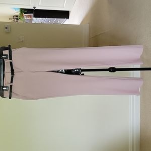 Cream long pant with black belt. In great condition.